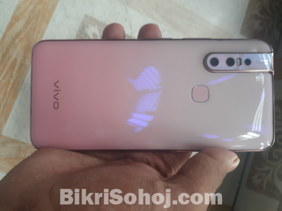 Vivo v15
